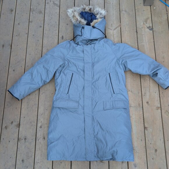 Vintage Snow Goose Parka Jacket Men 40 Blue Zip-Up Faux Fur Trim Hood Retro - Picture 1 of 8